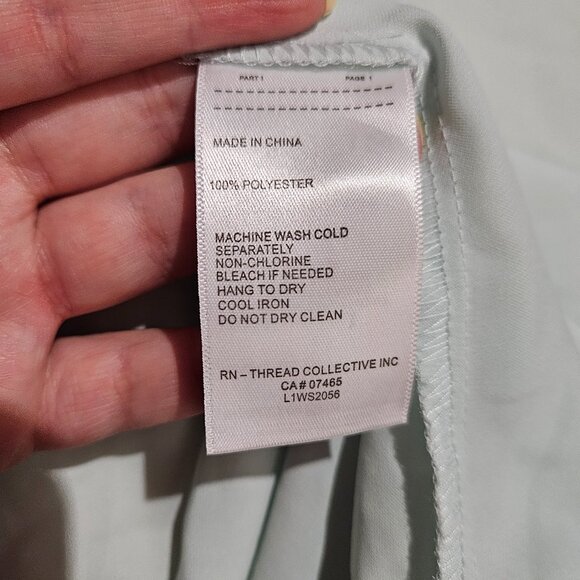 Laundry by Shelli Segal Sleeveless Scallop Blouse - Picture 6 of 7